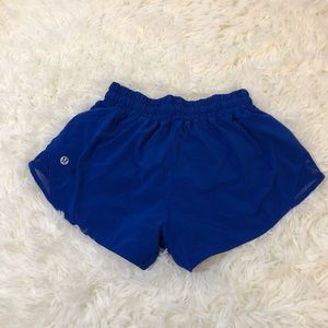 Lululemon Hotty Hot Short II *2.5" Jet Stream/ Cobalt Blue